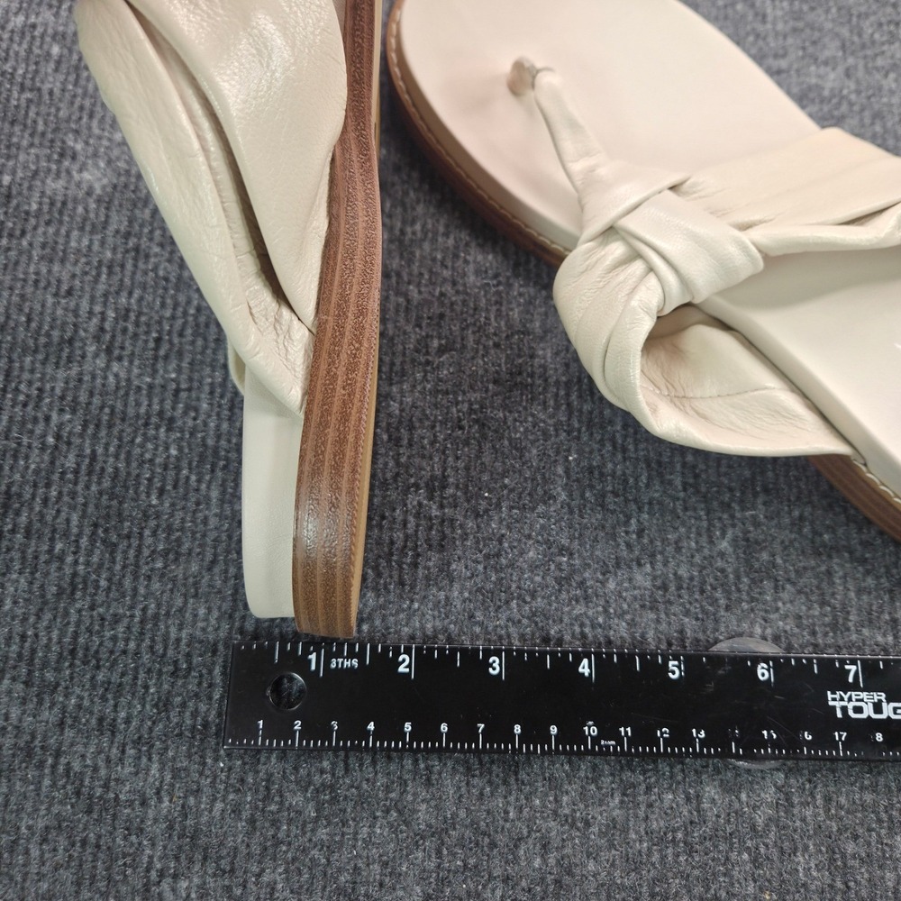 Rockport Sarra Women 8M Beige Leather Thong Sandal Flat Knot Comfort Summer